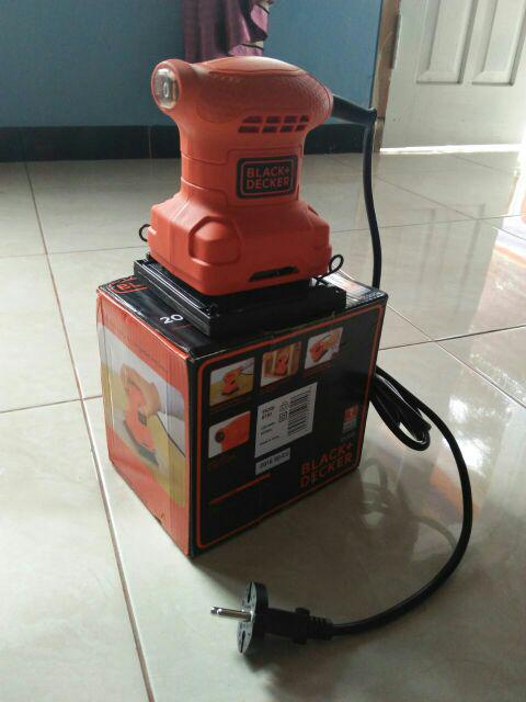 Mesin Amplas / Sander Black & Decker Sander Blackdecker