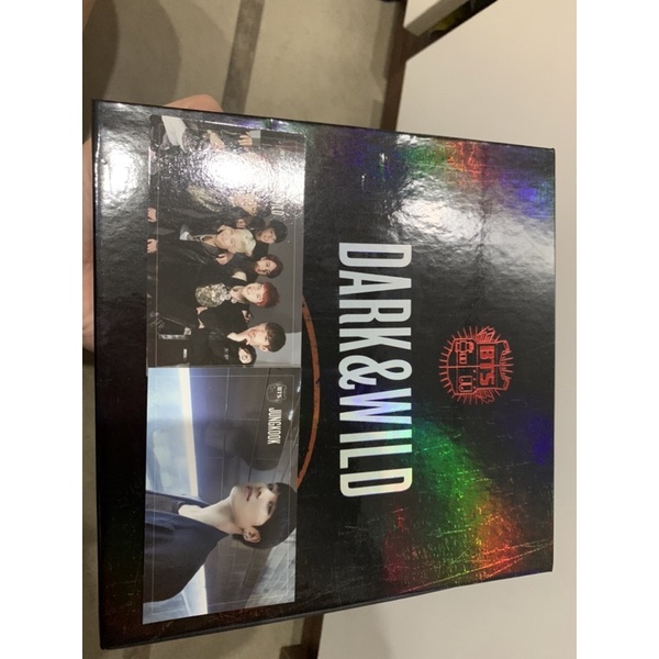 BTS Album Dark & and Wild 1st Full Album with Jungkook Pc & group [unsealed] ada damage di ujung alb