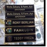 

papan nama logo jaya raya/name tag logo jaya raya/papan nama kuningan