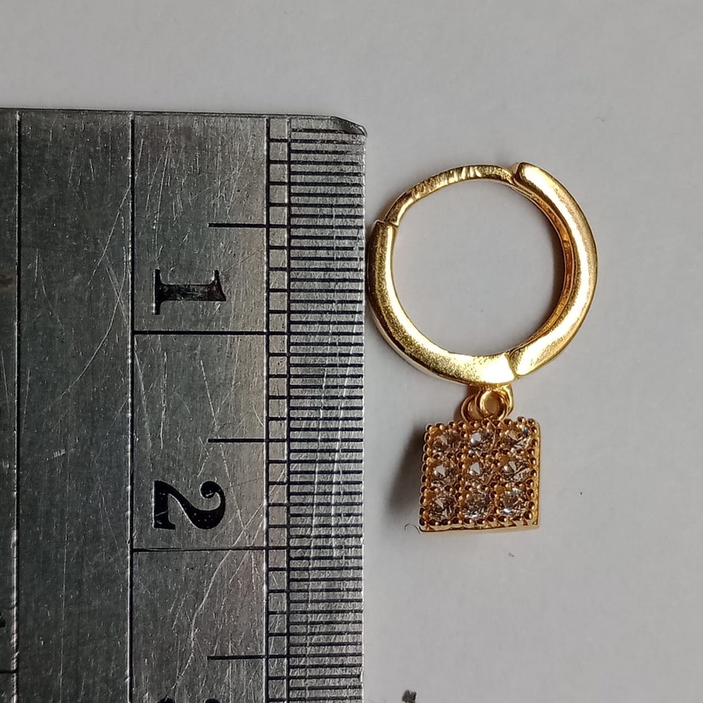 Anting Emas 17K - 1.95 gr Kadar 750 - 677