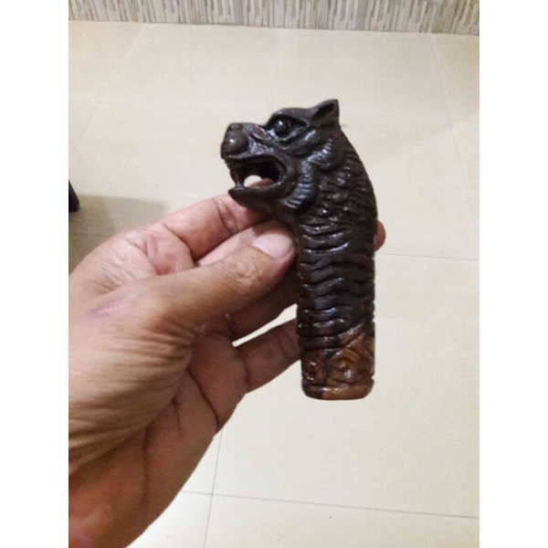 deder keris  ukir macan pumo kayu galih asem