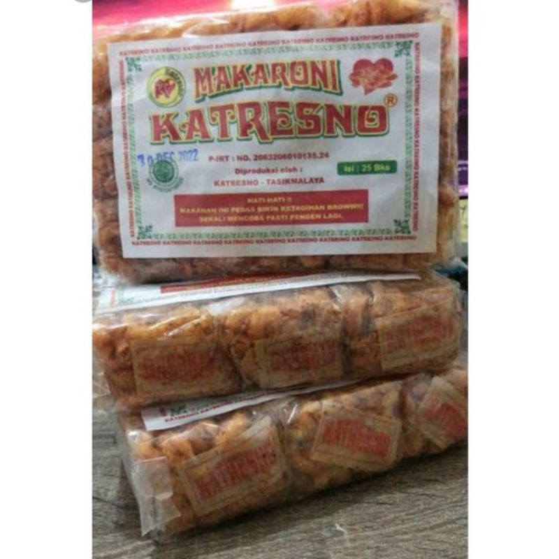 

Makroni pedas jajan kekinian isi 25 pcs, camilan pedas murah