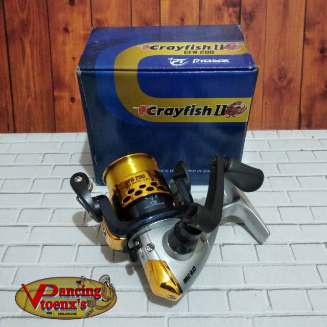 Reel pioneer crayfish II CFII-200 udah plus senar