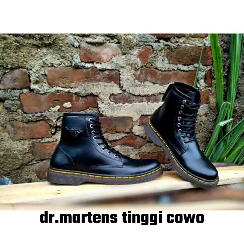 SEPATU DOKMART TINGGI 8 HOLE LOW BOOTS  DR.MARTENS PRIA HADE UK 38-45