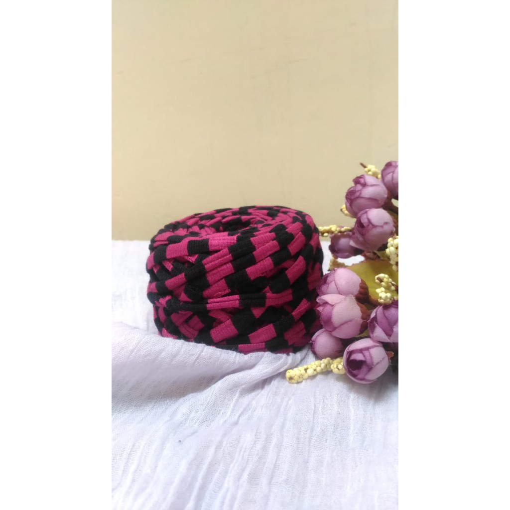 Benang Rajut Kaos Tshirt Yarn -- Garis Fuchsia