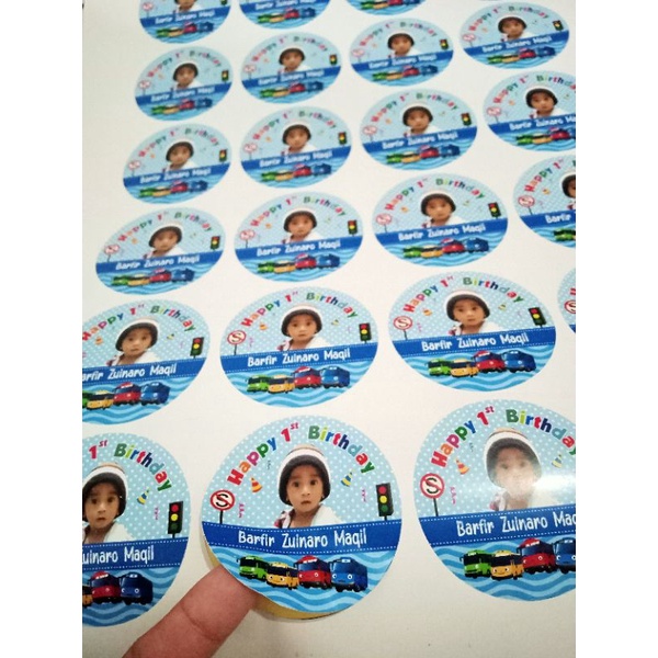 

Stiker Bulat Ulang Tahun
