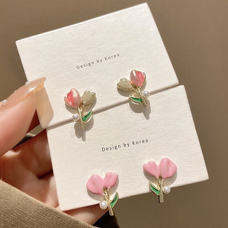 Anting Tusuk Asimetris Desain Bunga Tulip Pink Mini Hias Mutiara Untuk Wanita