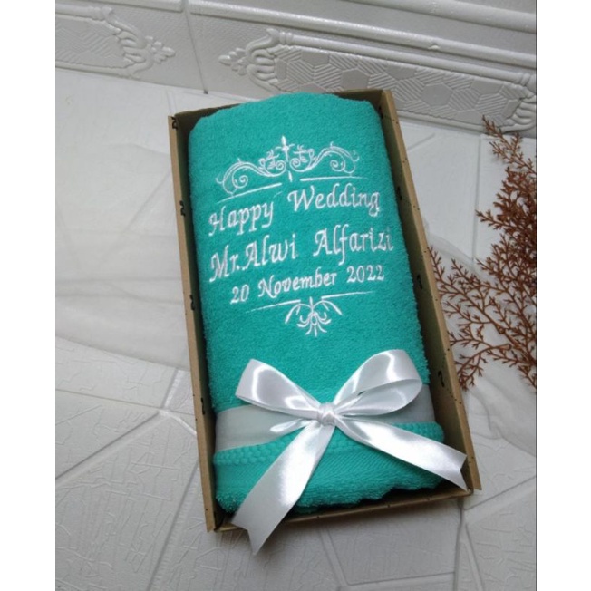 1handuk free bordir wedding /handuk besar 70x135cm/handuk/kado gratis bordir+pita-tanpa box