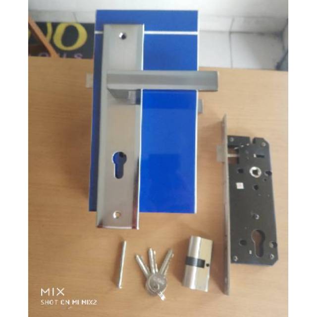 Promo kunci pintu besar stanlis komplit kunci pintu set 