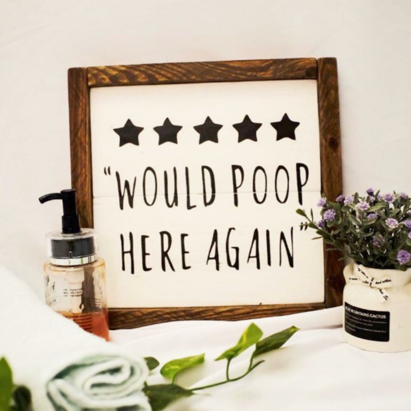 Dekorasi dinding here again/dekorasi kamar mandi/hiasan kamar mandi kayu/hiasan kamar mandi aestheti