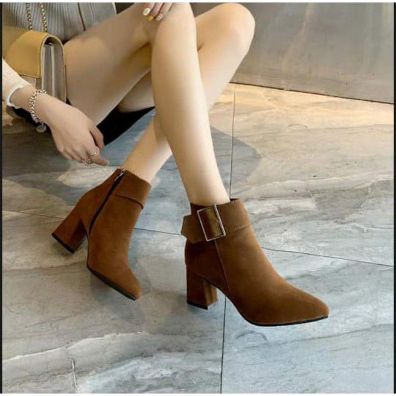 F SEPATU BOOTS HAK WANITA SUEDE BOOT HEELS HEEL GESPER LUCU SANTAI SEMI MODEL IMPORT KOREA