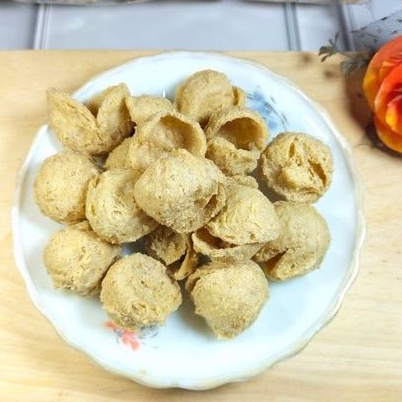 KERUPUK TAHU 250gr / KERUPUK TAHU BULAT / ASIN GURIH / PEDAS ASIN DAUN JERUK / KERUPUK TAHU KILOAN