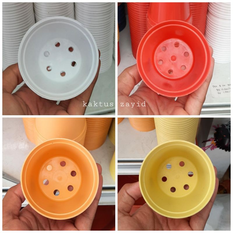 Pot 8 cm warna