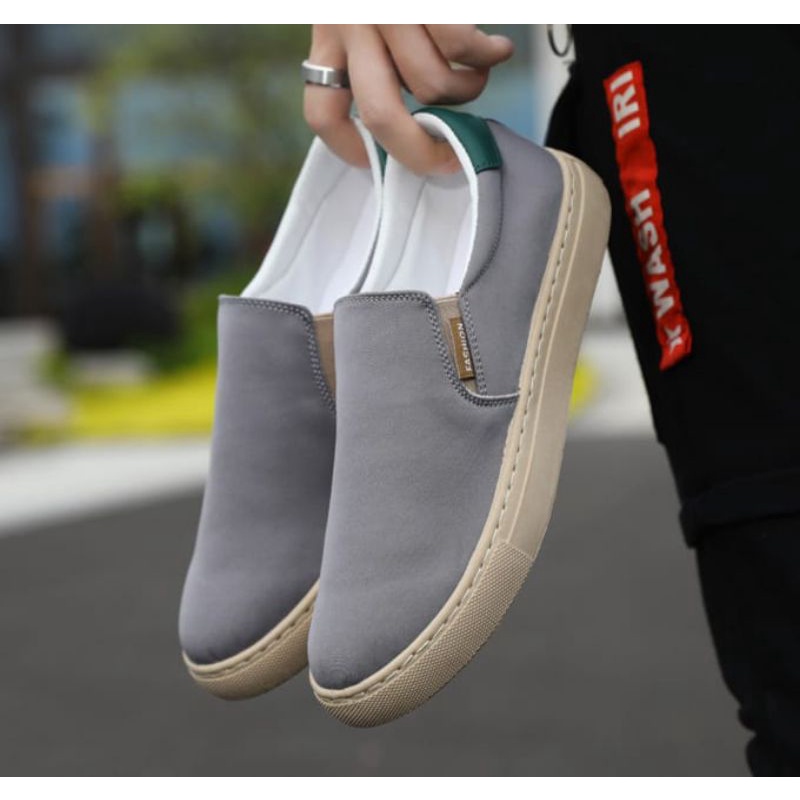 [NEW] KANOSUE MEN SLIP ON CASUAL ANTISLIP KS2092 KS #Realstock