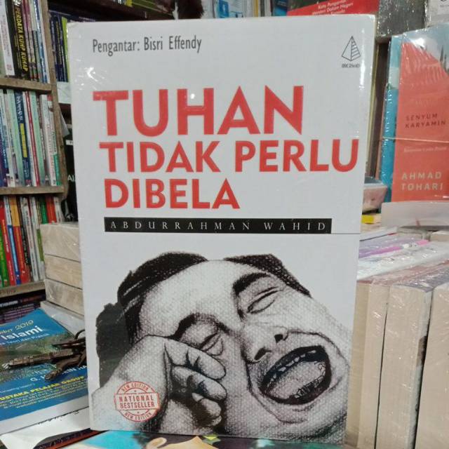 Tuhan Tidak Perlu Dibela