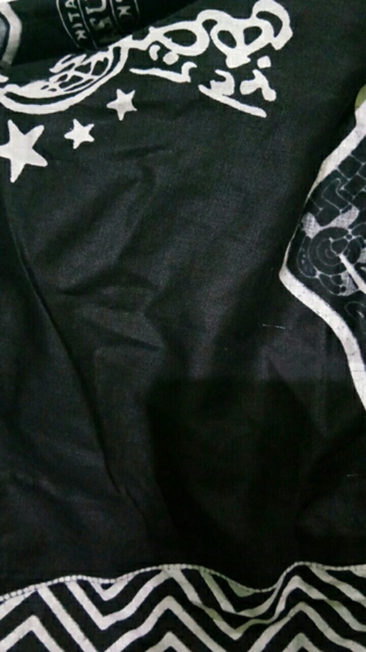 Sarung Batik Anak Wayang