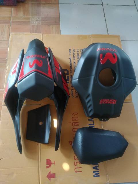 Paket Body r1m Yamaha R15 v2 body Ducati+kondom tengki R15 v2 r1m