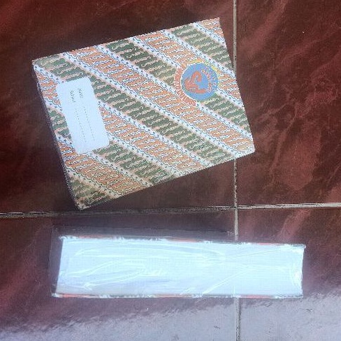 

Buku Cover Batik 500 lembar