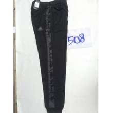 CELANA TRAINING ADIDAS