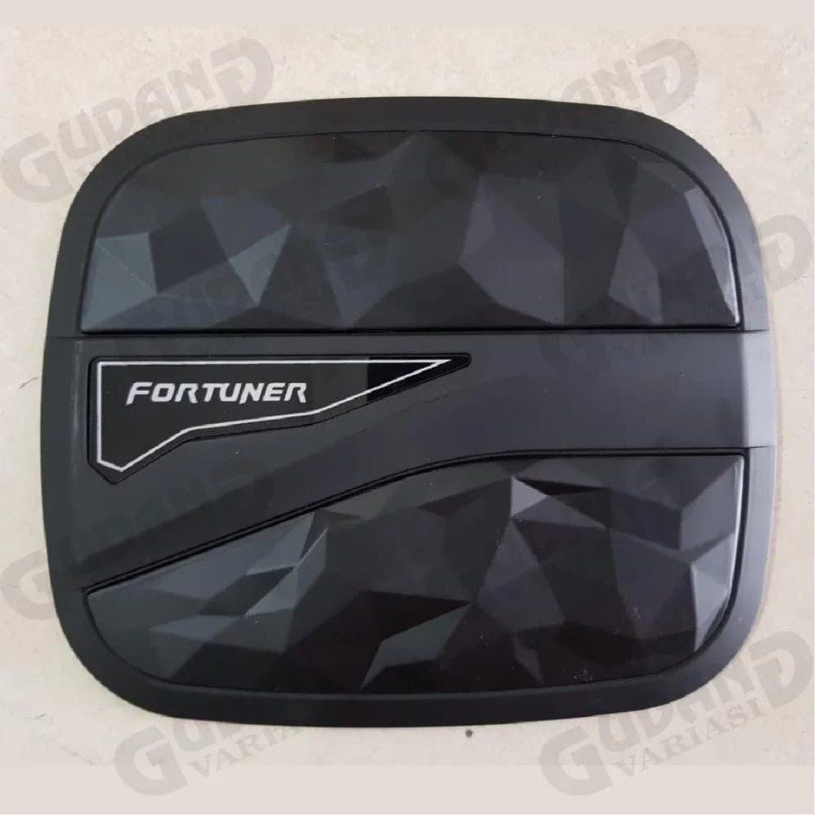 Tank Cover Fortuner Hitam