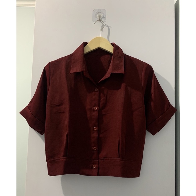 Atasan/ Kemeja Wanita Crop Merah Maroon