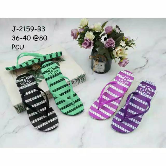 Sandal santai Chanel