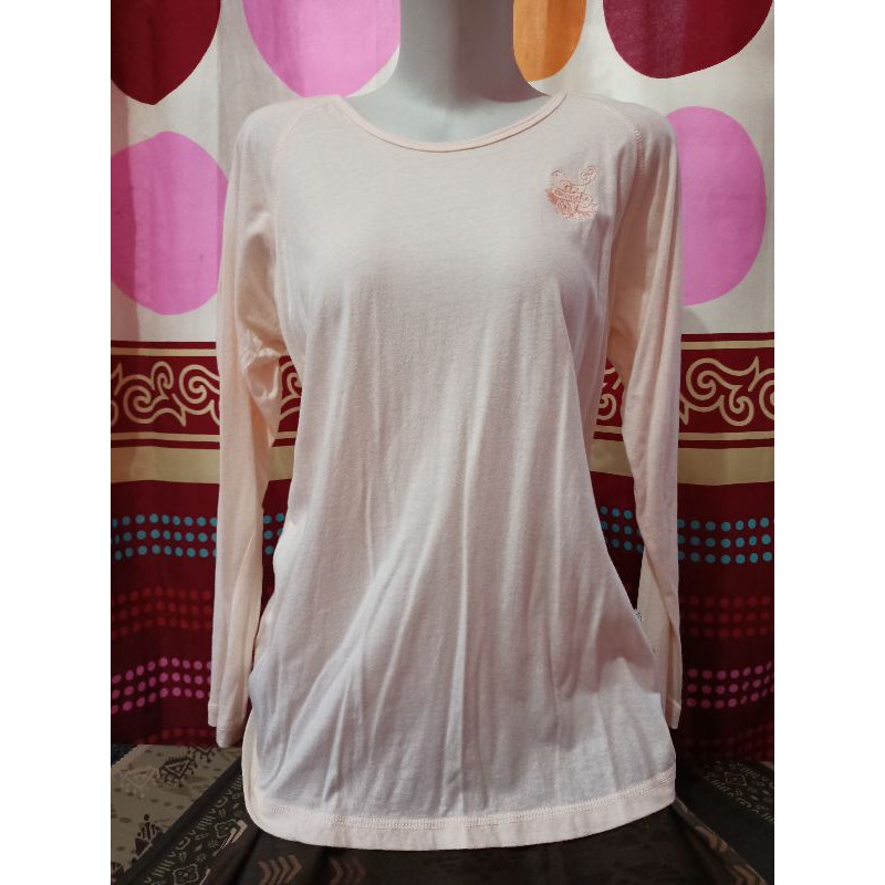t-shirt  baju corniche cream