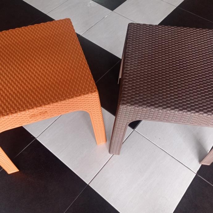 =====] meja plastik motif rotan