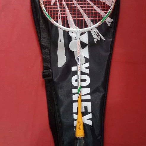 RAKET badminton Yonex nanoray light 11i