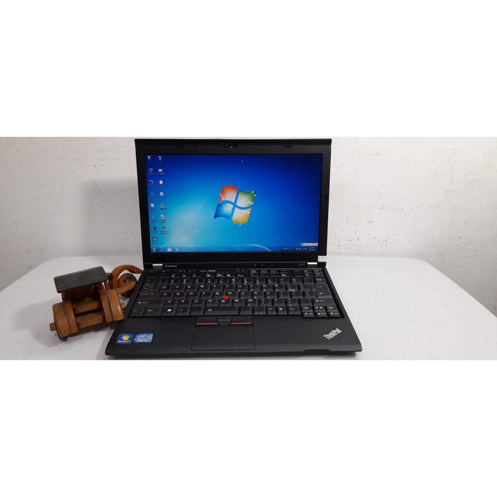 Laptop LENOVO THINKPAD X220 CORE I5