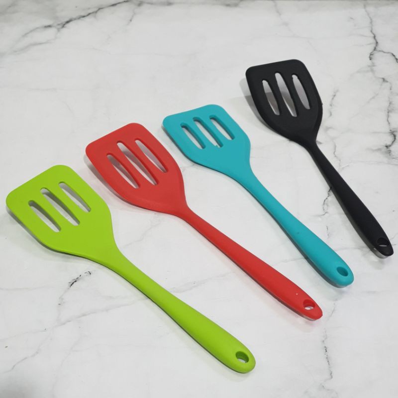 small silicone slotted cooking turner / sodet masak kecil bolong / mini flipper 20.5cm