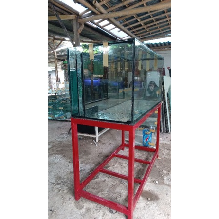 aquarium untuk musrom  filter blakang 150x70x70 kaca 12mili+rak holo 4x6 tbal 1,7mili