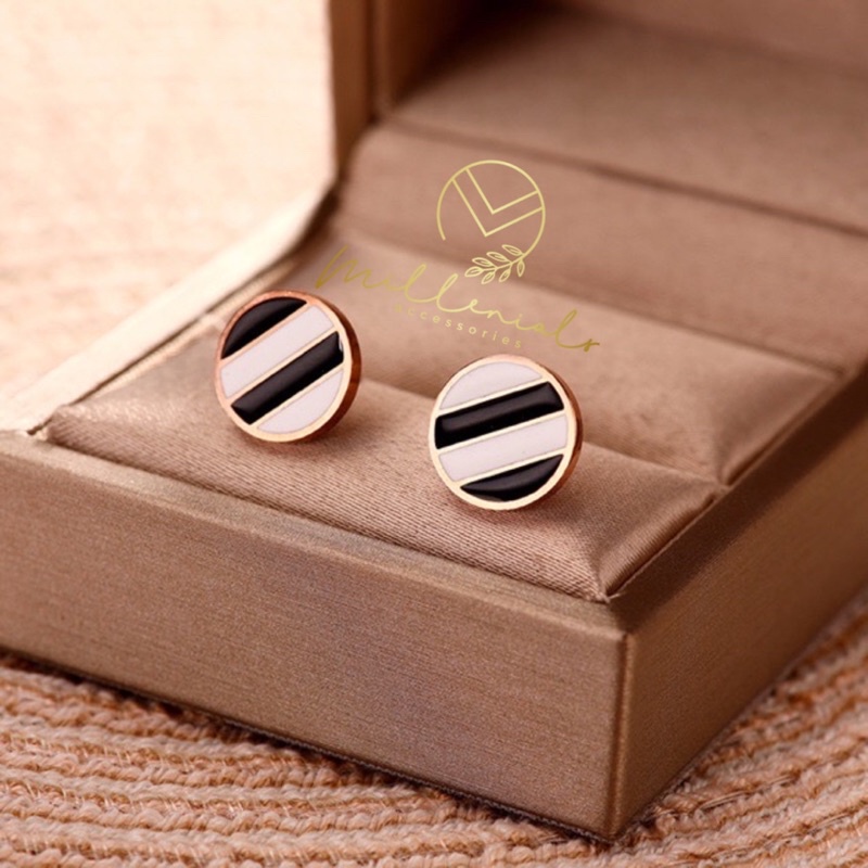 Kina Titanium Earrings / Anting Hitam Putih / Anting Titanium Stainless / Anting Premium Import