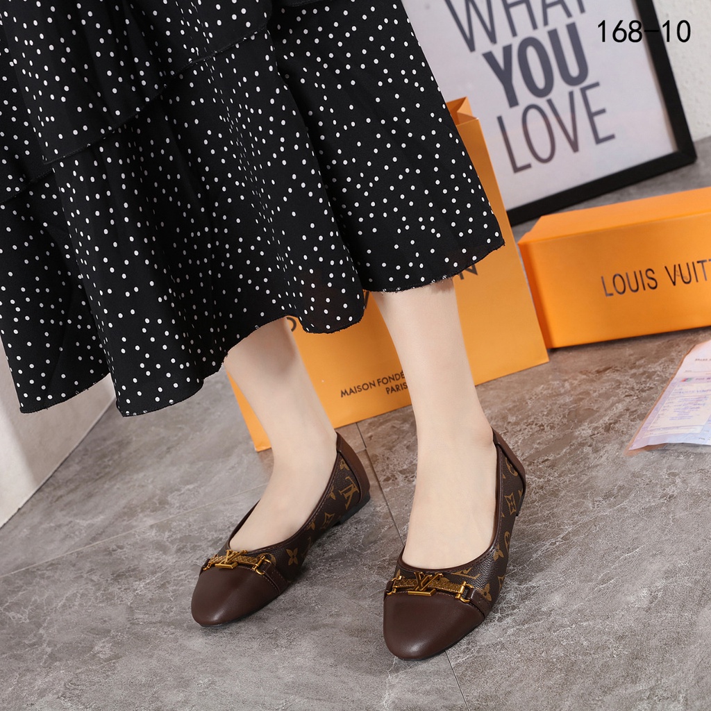 Logo Flat Shoes 168-10