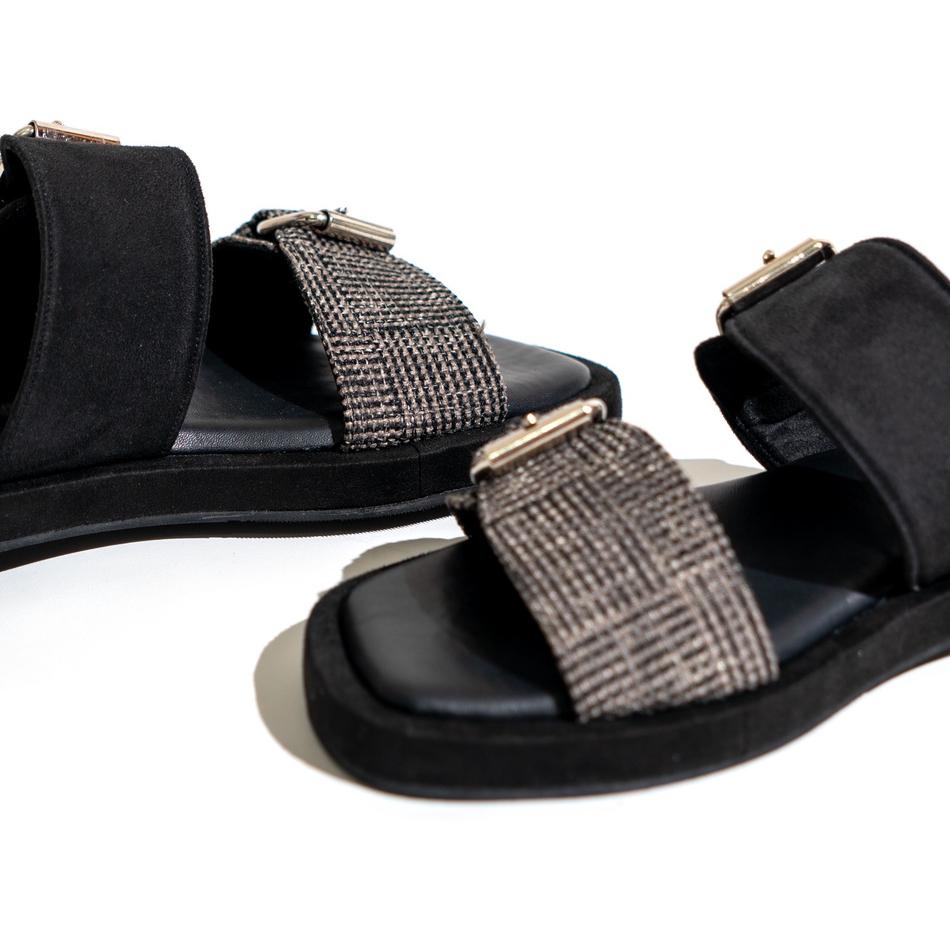Zw31au22ĸ ‣ KYRANA Sandal Tali Wanita Platform Sandal