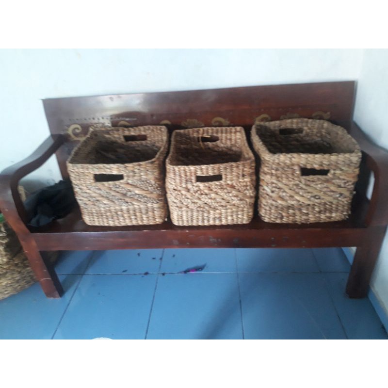 storage box / keranjang anyaman / bok kotak anyaman eceng gondok / krendeng eceng