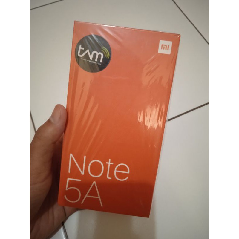 Xiaomi Redmi Note 5A Ram 2 GB Internal 16 GB (2/16) - Preloved Seken Second Bekas