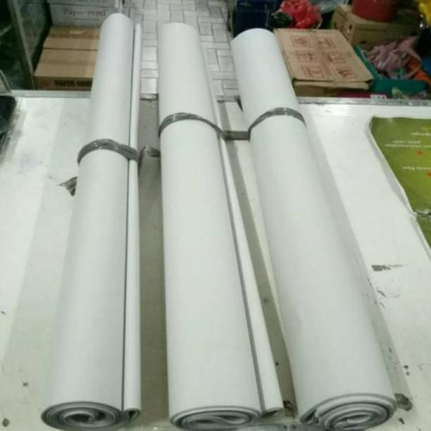 

25 Lembar Kertas Koran 65Cm X 100Cm