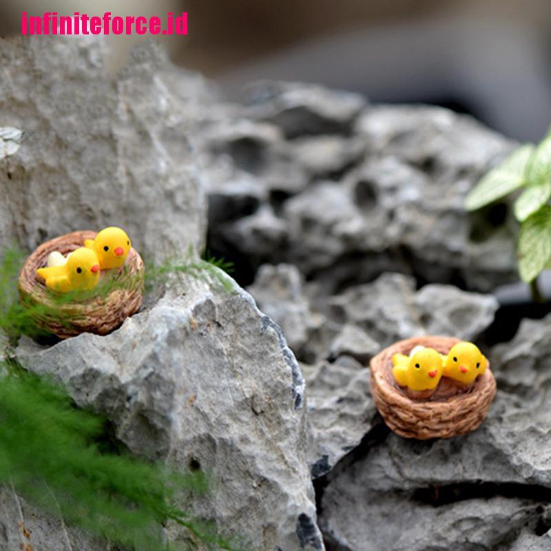 Mini nest with birds fairy garden miniatures gnomes moss terrariums resin crafts figurines for home decoration accessories