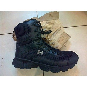 Sepatu UNDER ARMOUR pdl