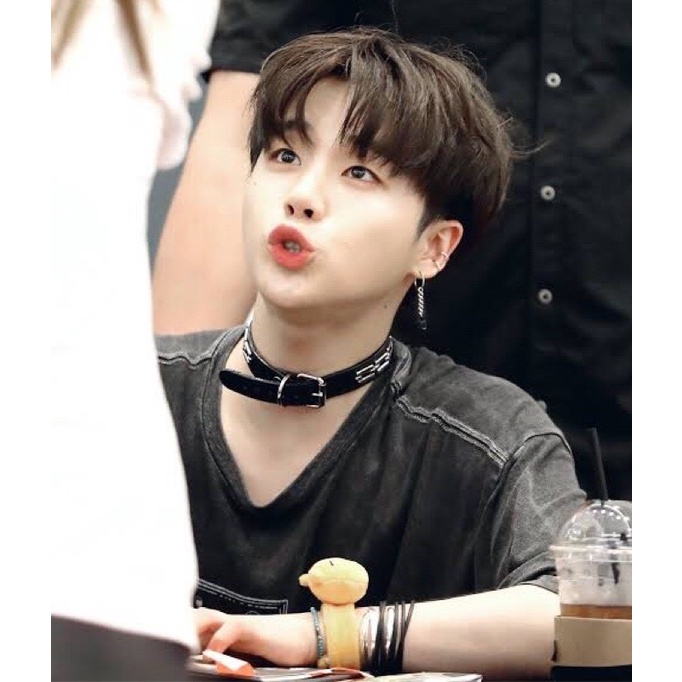 Lapak CO GO jajan with ikonic