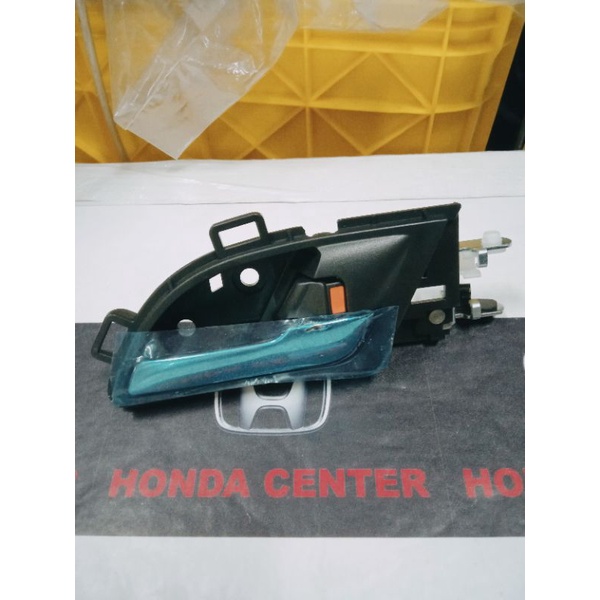 handle pintu tarikan pintu dalam depan kanan crv gen3 2007 2008 2009 2010 2011