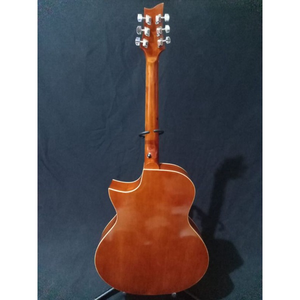 GITAR AKUSTIK CORT CUSTOM TANAM BESI DOUBLE ACTION BERGARANSI