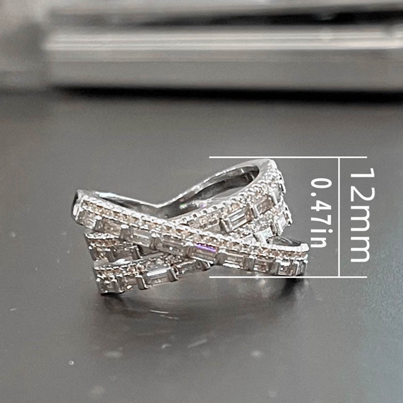 Cincin Desain Silang Warna Silver Aksen Kubik Zirkonia Untuk Wanita