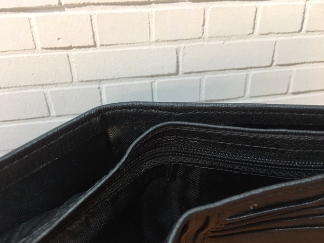 Dompet kulit la richi. Dompet kulit asli pria branded murah. Dompet kulit sapi