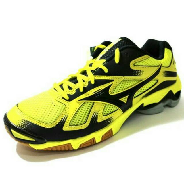 price of mizuno running shoes