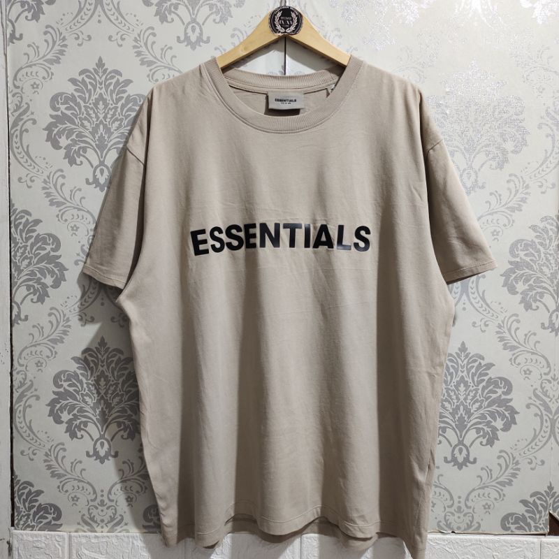 T-shirt essentials second