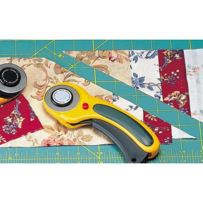 

Gilaa!!! Rotary Cutter 45Mm Rty-2/Dx Olfa Terlaris