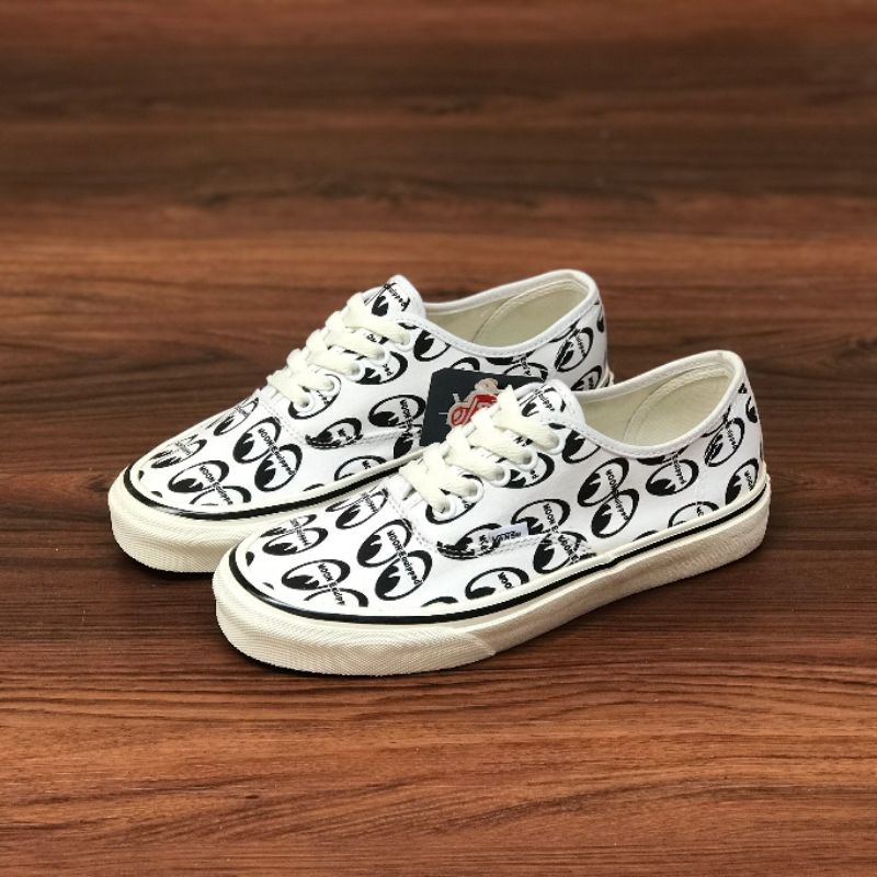 Vans authentic mooneyes x yokohama hot rod costum anaheim factory