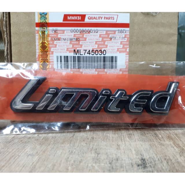 Emblem Limited Pajero Sport Tahun 2009-2015 Aksesoris Bagasi Mobil